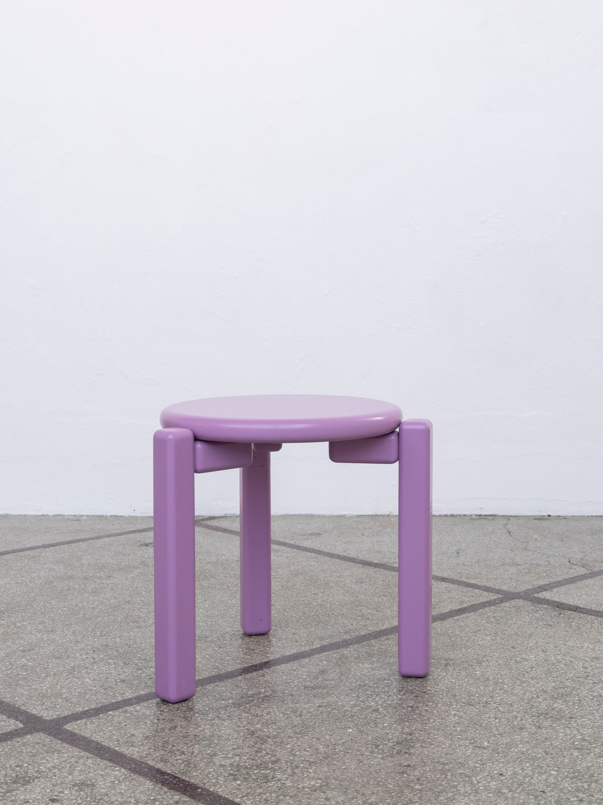 The Heimur Stool